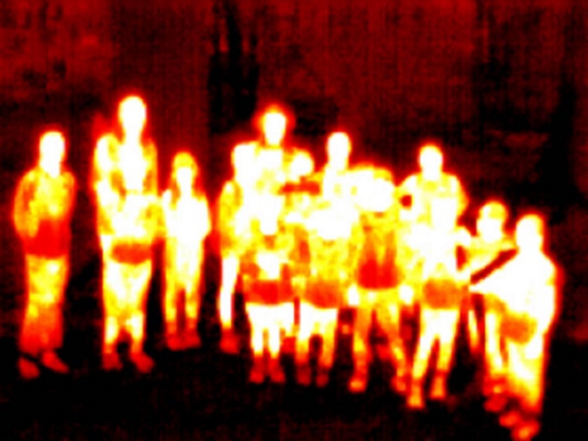 Bild einer Gruppe durch eine Wärmekamera