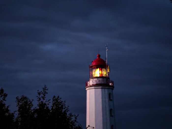 Foto: Ben Brockmann Leuchtturm im Dunkeln